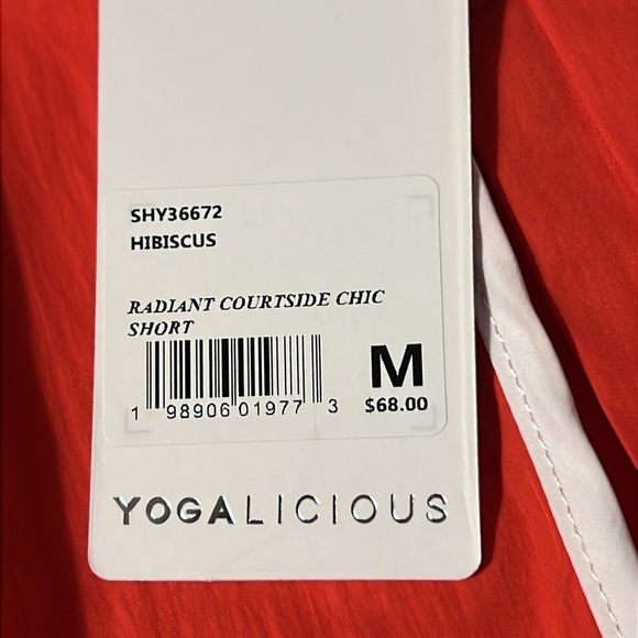 Yogalicious Radiant Courtside Chic Short pleated side hibiscus red size Medium - Picture 4 of 9